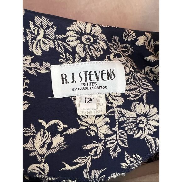 Vintage 1980s Floral Wrap Style Dress - Picture 8 of 9